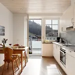 Dietsche Apartment *